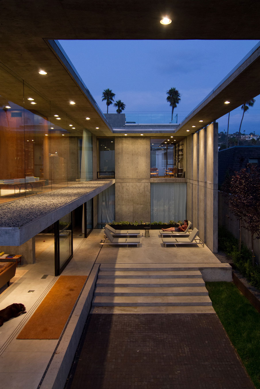 Residential Design Inspiration: Modern Concrete Homes - Studio MM Architect