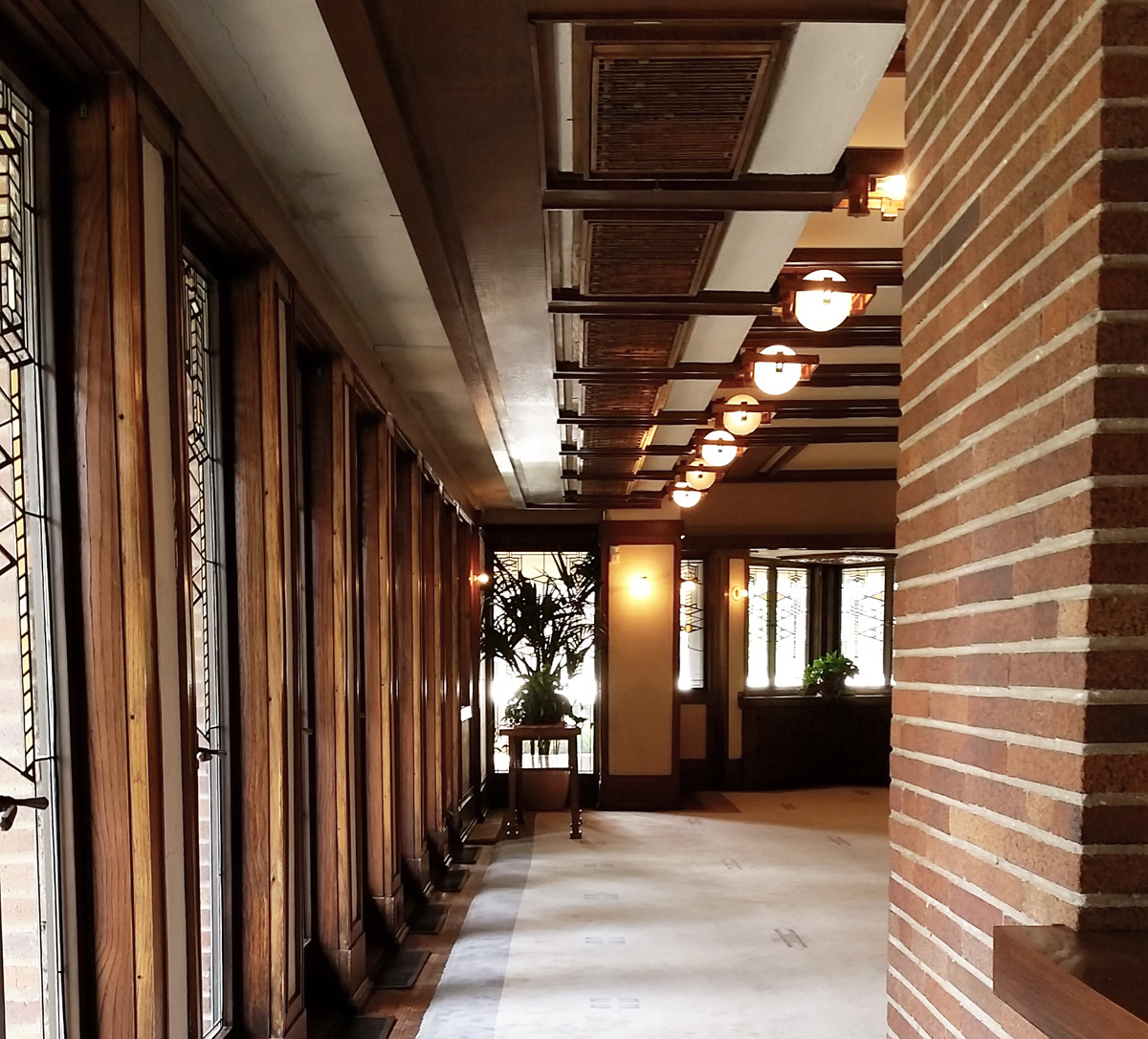 Lining Things Up: Learning from Frank Lloyd Wright