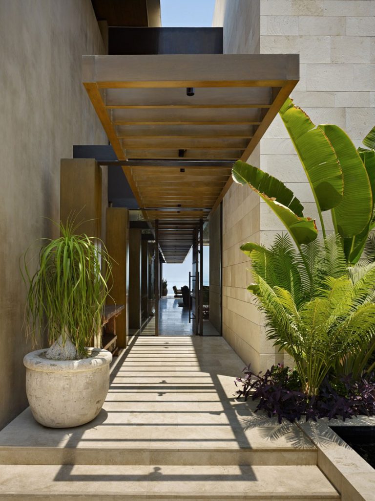 Modern Exterior Entryways: Design Inspirations from Studio MM