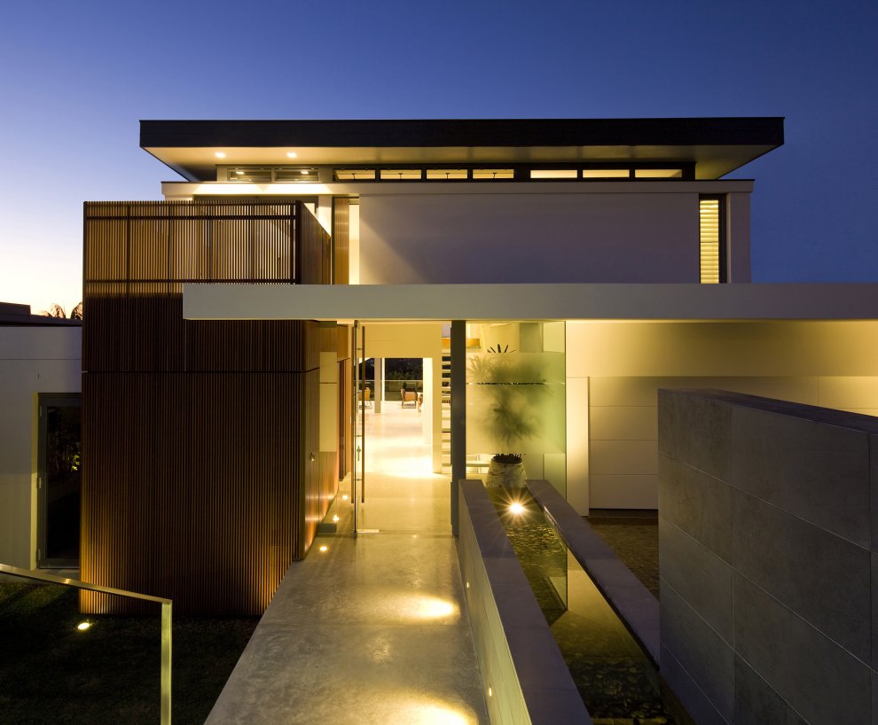 Modern Design Inspiration: 8 Exterior Entryways - Studio MM Architect