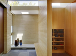 Residential Design Inspiration: Modern Genkan (entryway)