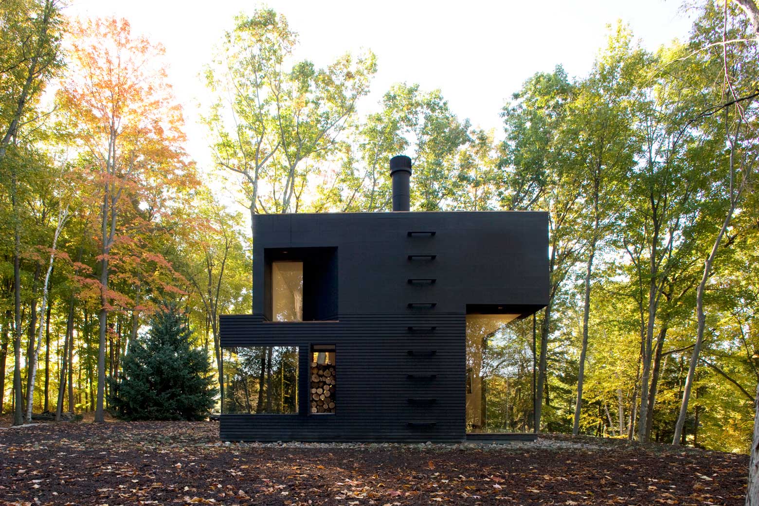 Modern Design Inspiration: Black Houses
