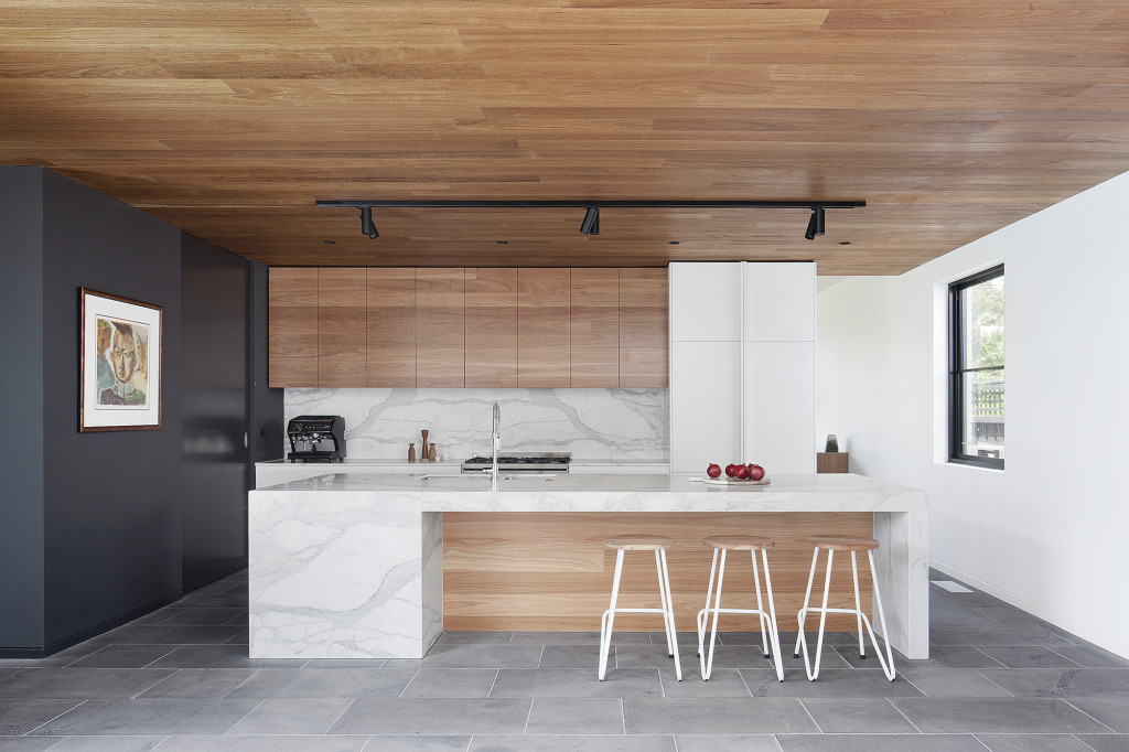 Modern Home Design : All-Wood Kitchen