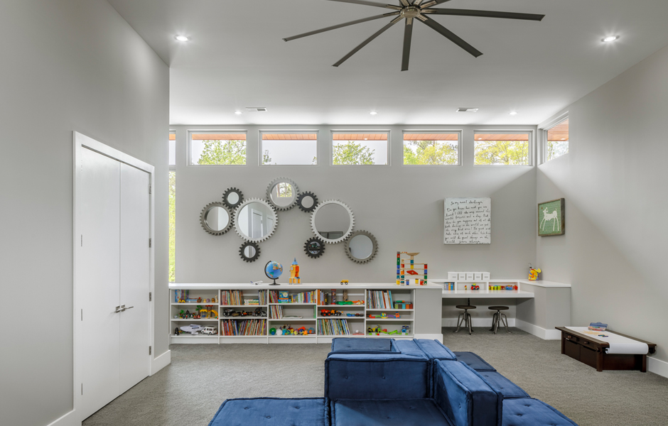 Modern Home, Lake Wylie: Kids Playroom
