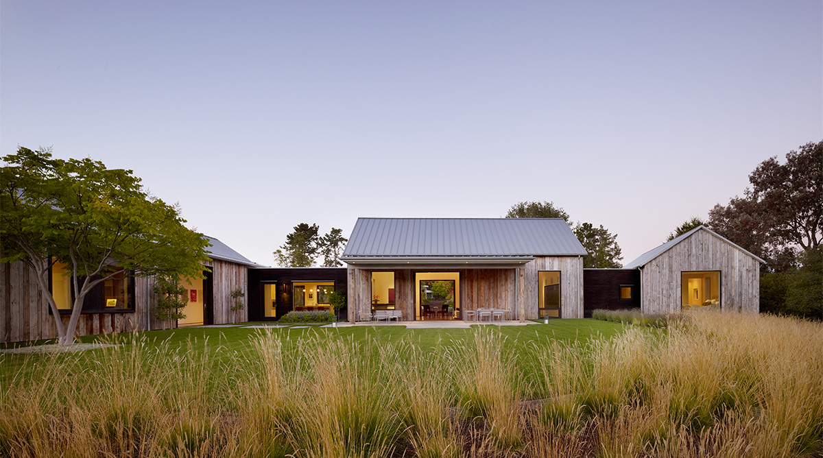 modern farm house