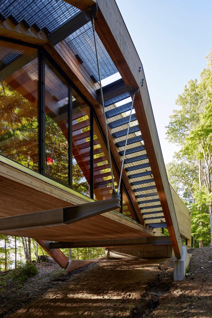 Bridge House - Modern Architecture Design Inspiration