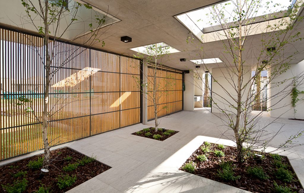 Modern Courtyard House - Design Inspiration
