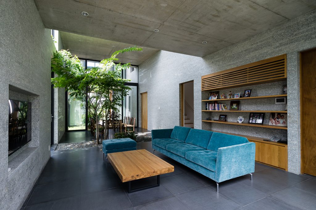 Modern Courtyard House Design Inspiration