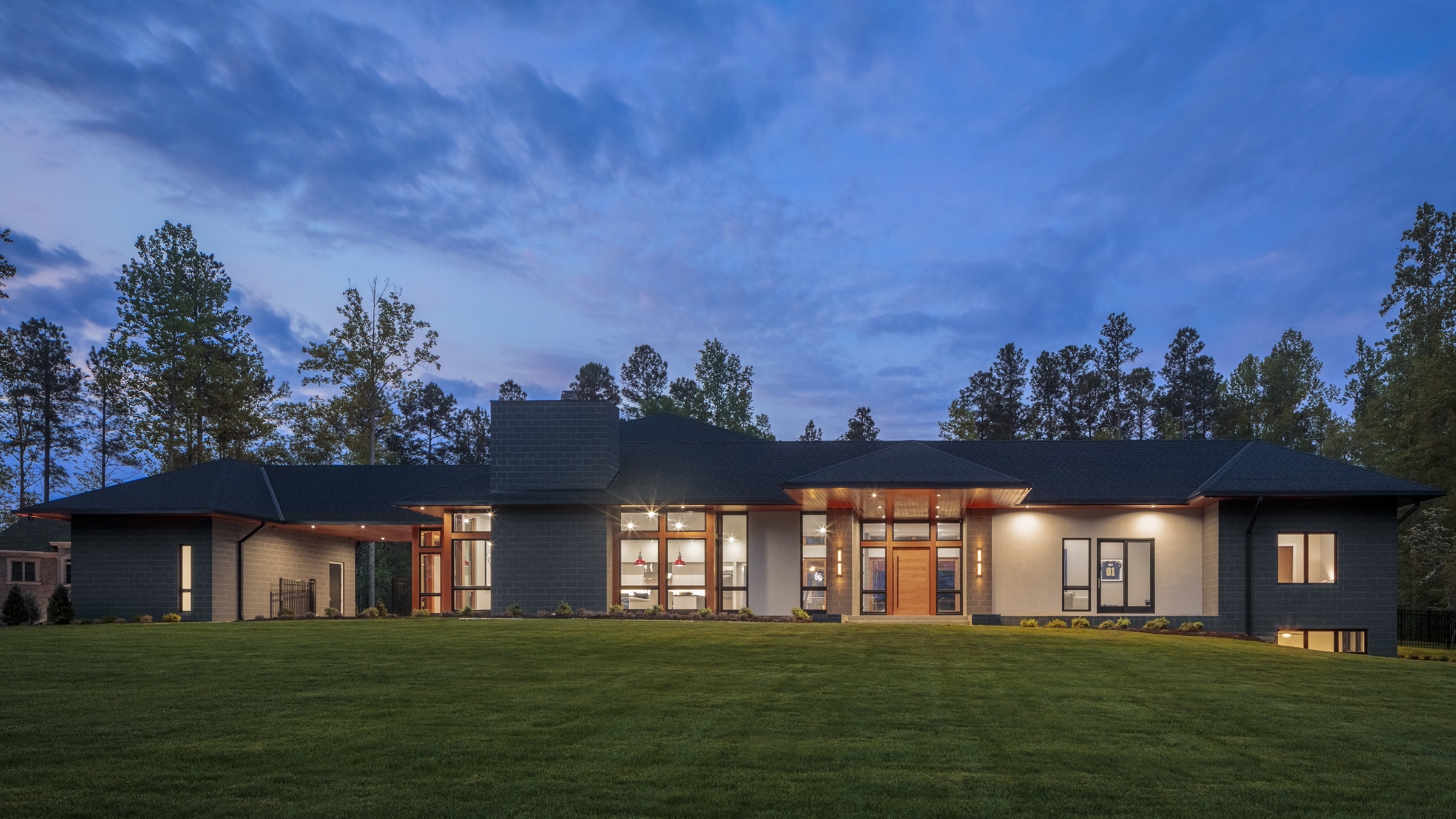 Lake Wylie House - Modern Home in South Carolina - Studio MM Architect