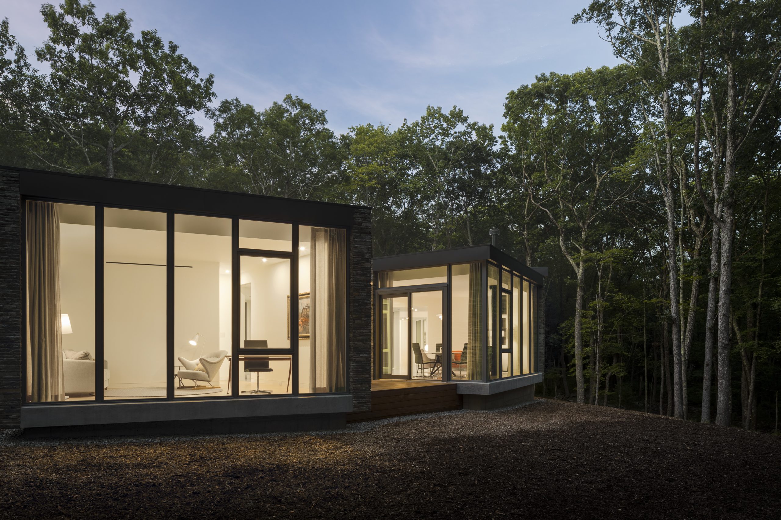 Tranquil Abiding - modern house in the woods