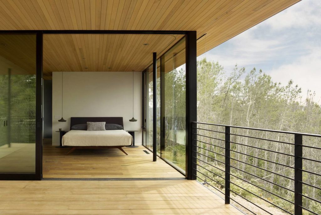 Modern Bedroom Roof Deck